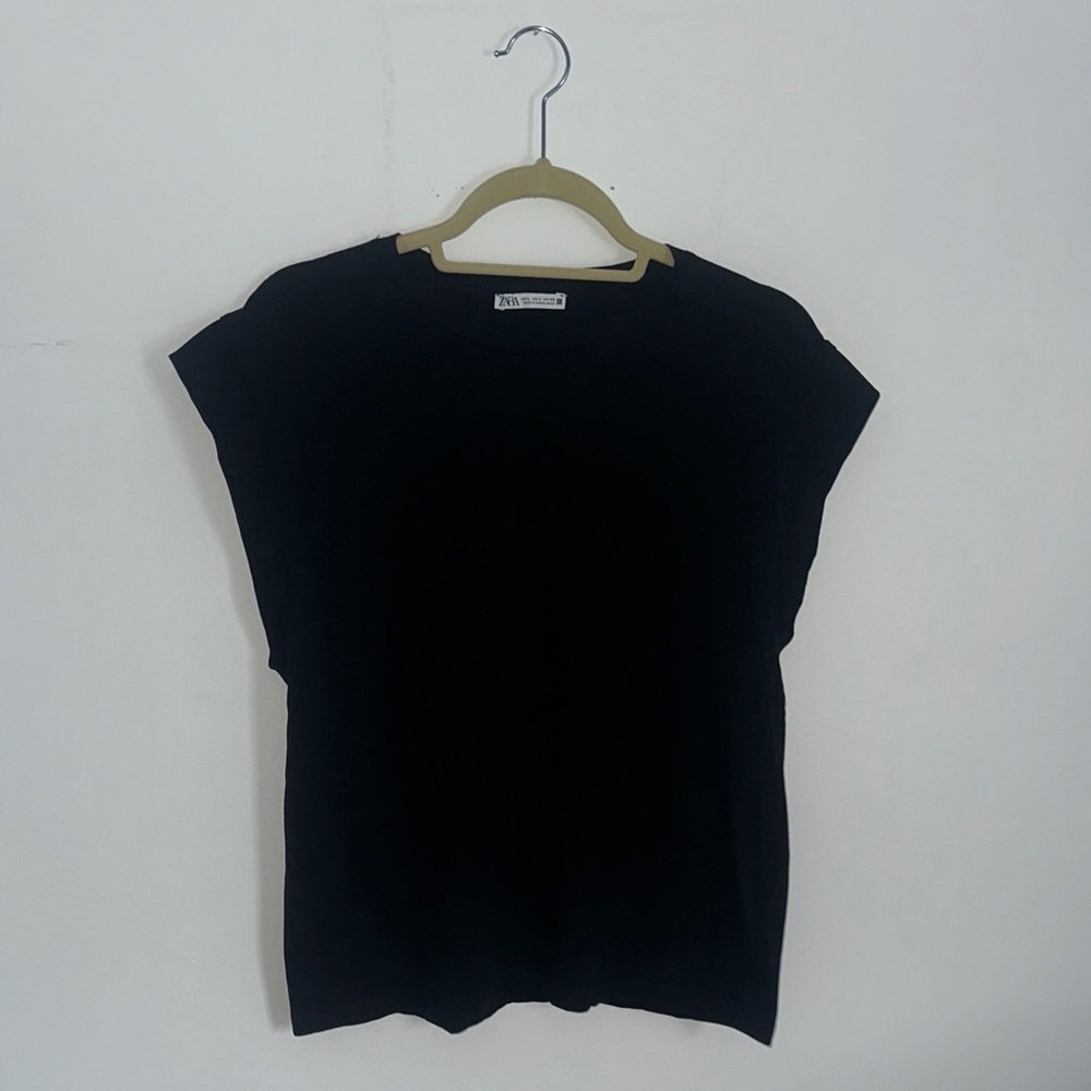 Zara Black Short Sleeve Women's Tee